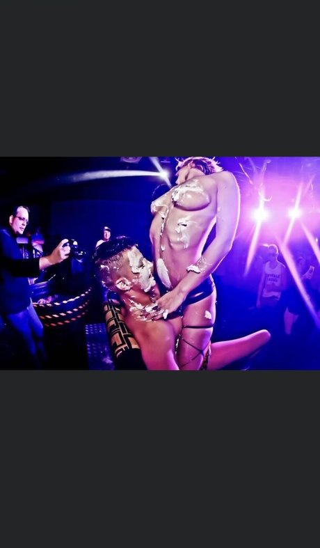 Kaakou art model photo