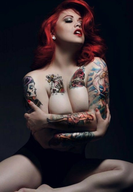 Pinup Cortney nice star img