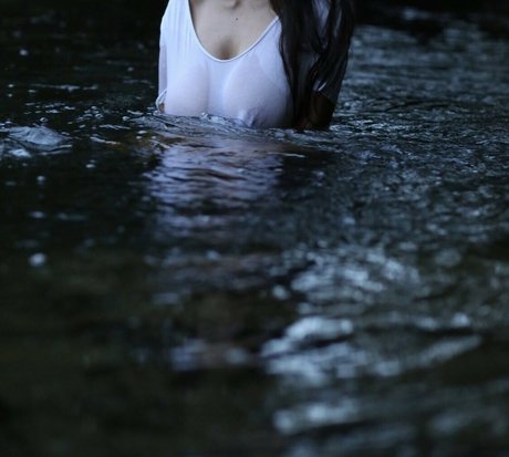 Nicolaravee nude pornstar pictures