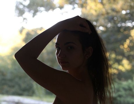 Nicolaravee pornstar naked gallery