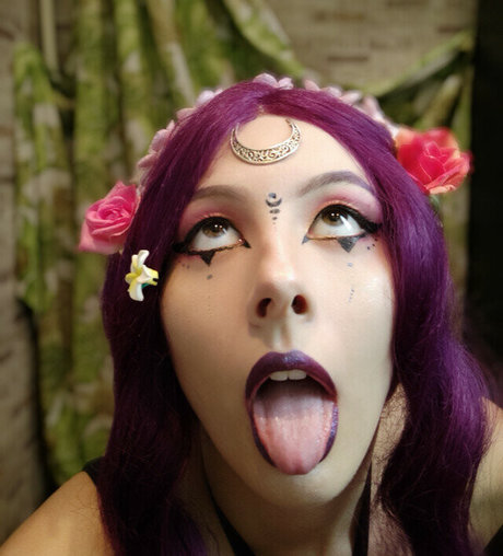 Blood alice erotic pornstar gallery