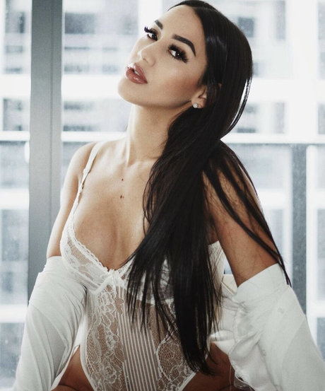 ulovemel sexy star image