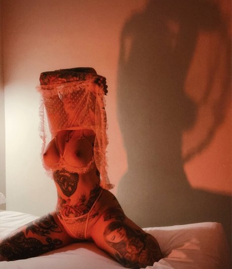 Kristina Wild pornstar sexy galleries