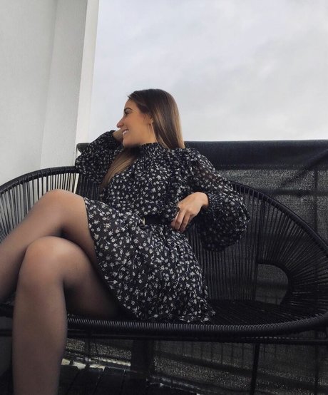 Apollinegrmz exclusive pornstar galleries