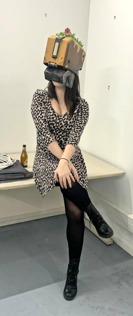 Shakaam hot model galleries