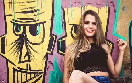 Roberta Pfaff erotic actress picture