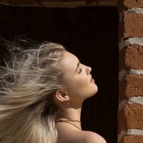 Sophia Rose hot actress pic