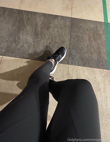 leather skirt onlyfans top image