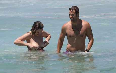 Bbie Chtfield model pretty image