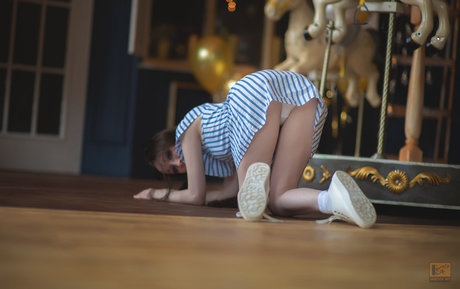 Alina Latypova nude model picture