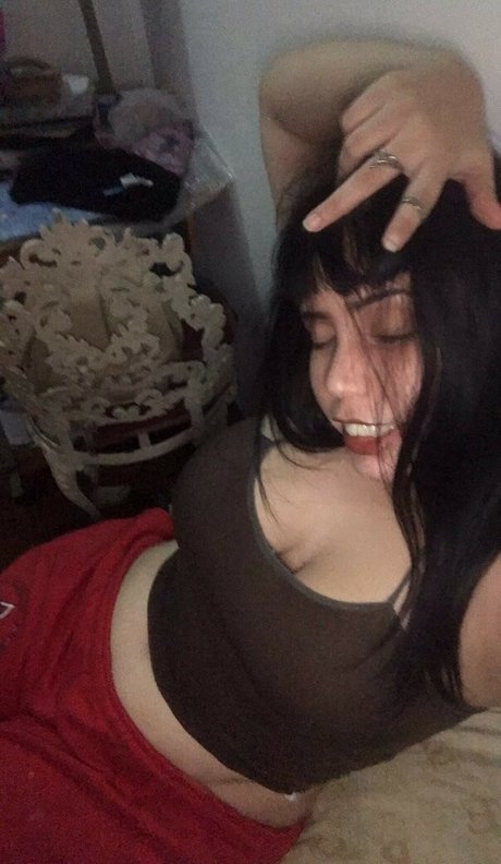 vviczsz pornographic model photo