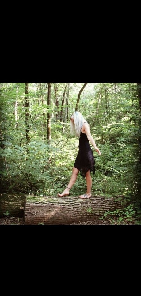 sleepy river actress photo