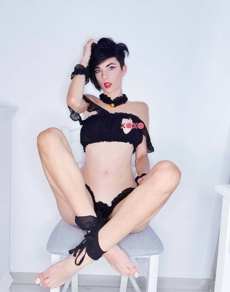 BellaSabini perfect pornstar pictures