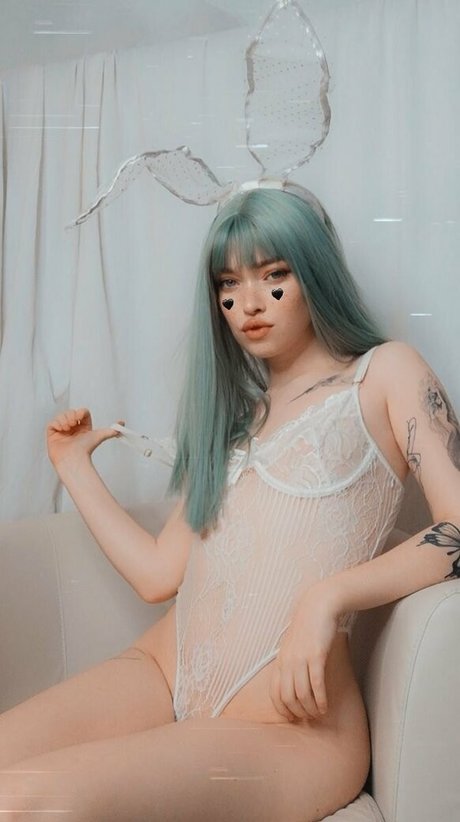 Narumisg model adult photo