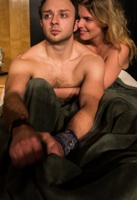 Reiki With Anna erotic actress picture