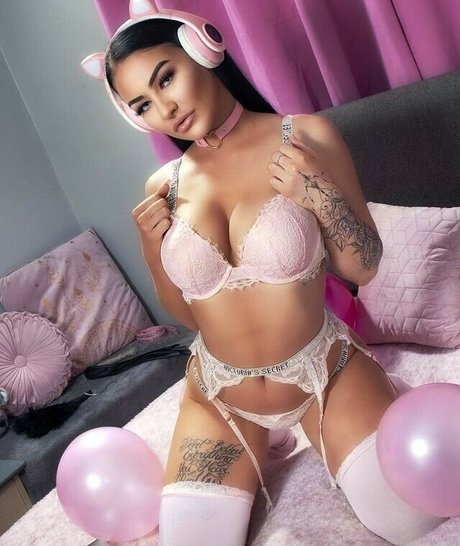 Reign Chaos adult model pic