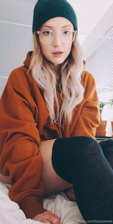 Katiebelle pornstar pretty picture