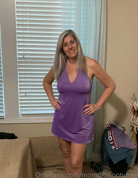 momof5booty star top archive