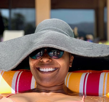 Dr Ebonie Vincent pornstar nude images