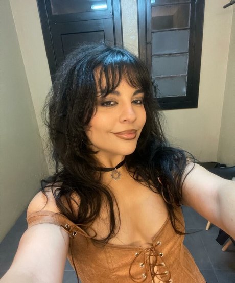 Mariana de Miguel model top archive