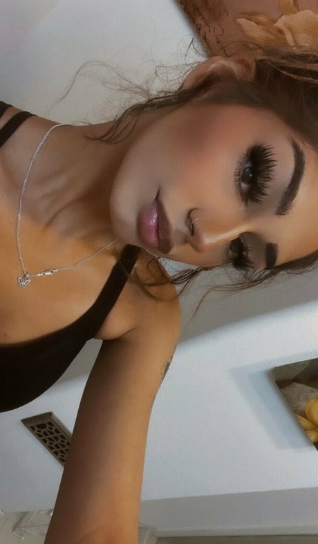 Bhavika Shah star naked gallery