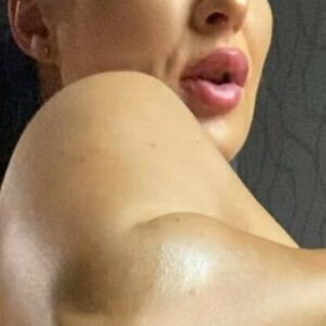 Chloe Lloyd perfect pornstar pictures