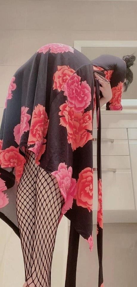 QiaonniuTT art star photos