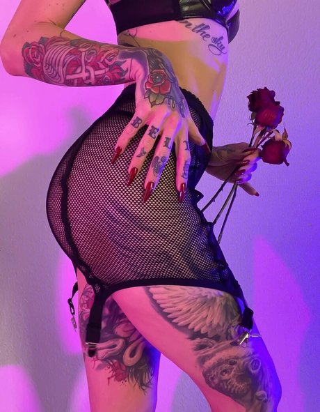 Shonda Laurelee Mackey sexy pornstar pictures