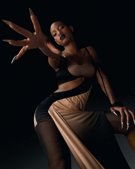 Wllow Smith erotic actress images