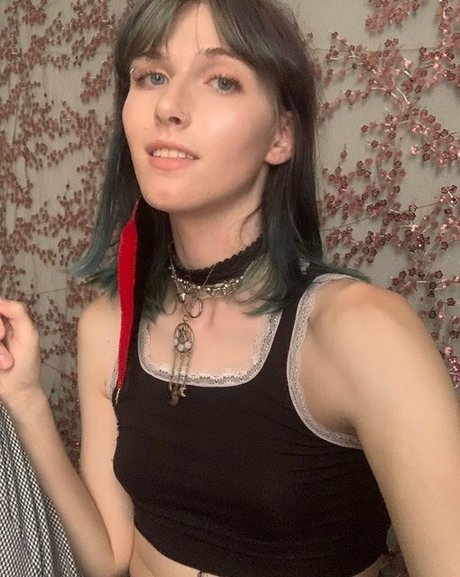 Starlite Anise nice model pics