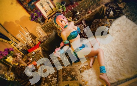 Miss Seven pornstar perfect pictures