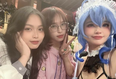 Azami Cosplayer perfect star picture