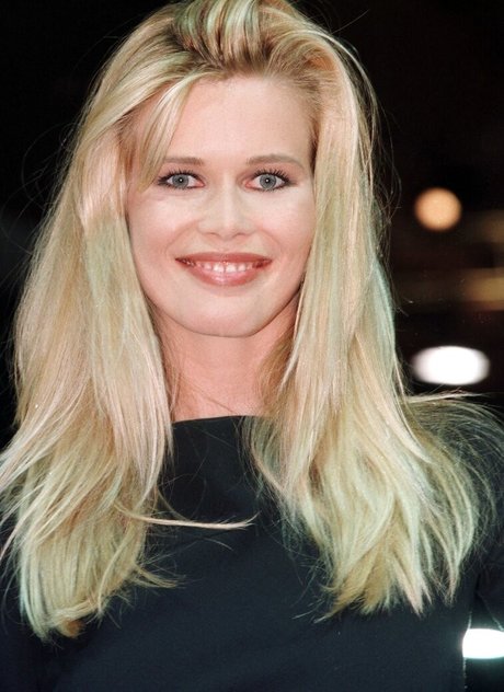 Claudia Schiffer star hd photos