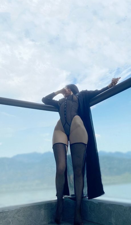 QianniuTT star erotic archive