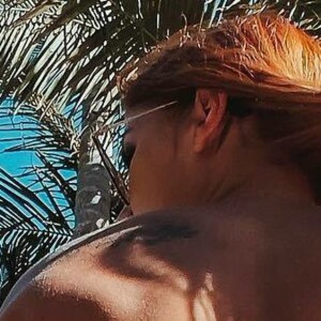 Herzblutmadl model hd picture