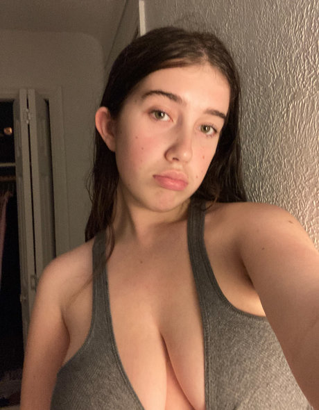 Molly Barkasy beautiful pornstar galleries