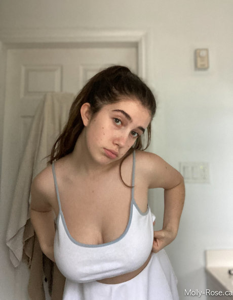 Molly Barkasy perfect pornstar photos