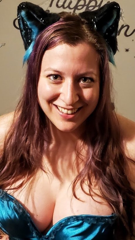 Lady Kitsune star high quality gallery