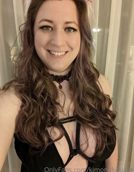 Lady Kitsune model xxx pictures