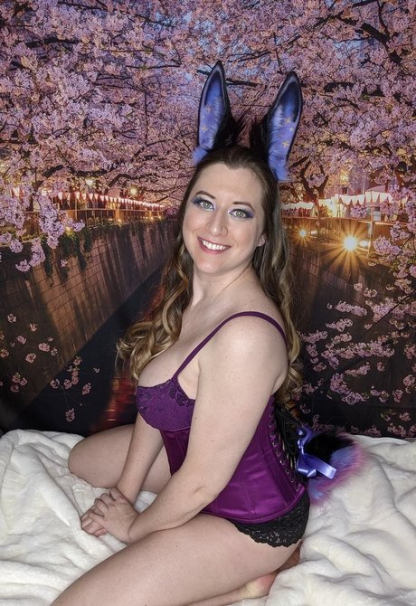 Lady Kitsune pornstar nudes gallery