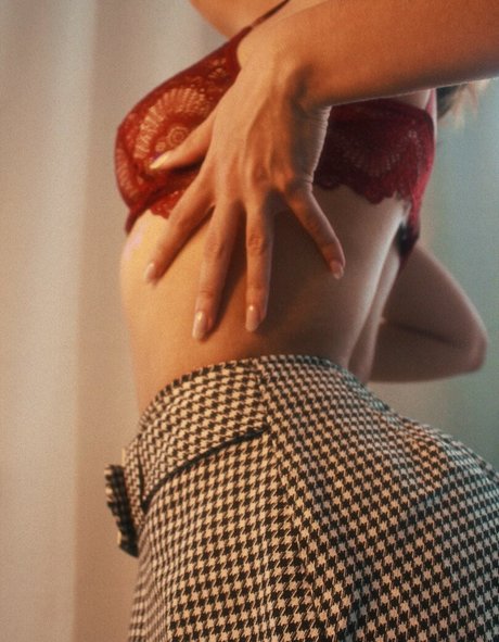 Oriana Leal model pretty pic