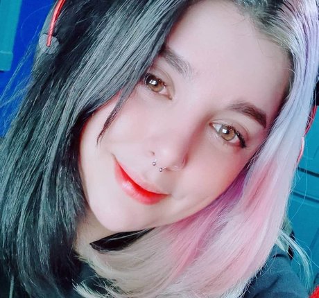 firefliesirl nudes actress picture