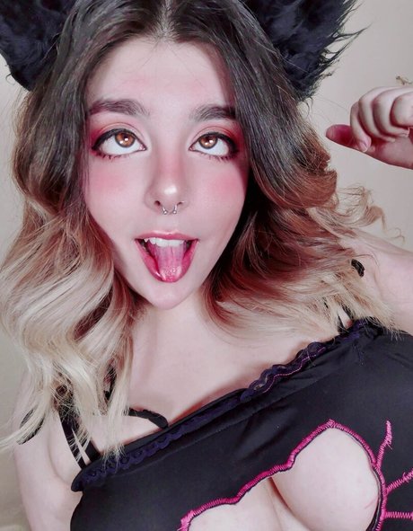 firefliesirl naked pornstar photos