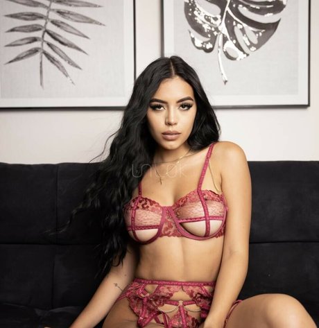 emilymatutt nude star photos