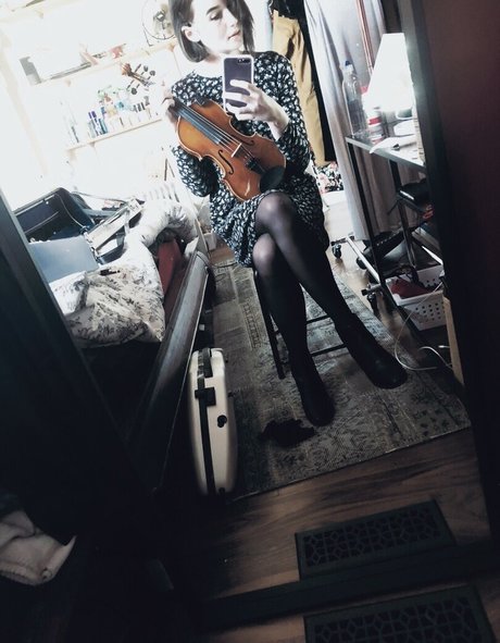 lilliannee nice star picture