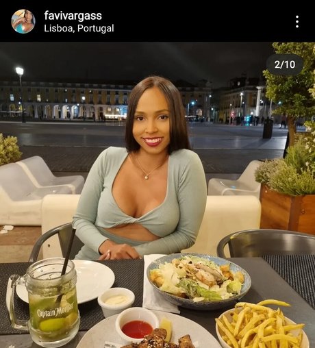 Faviola Vargas model sexy image