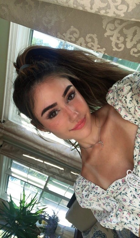 autumn onlyfans pornographic archive