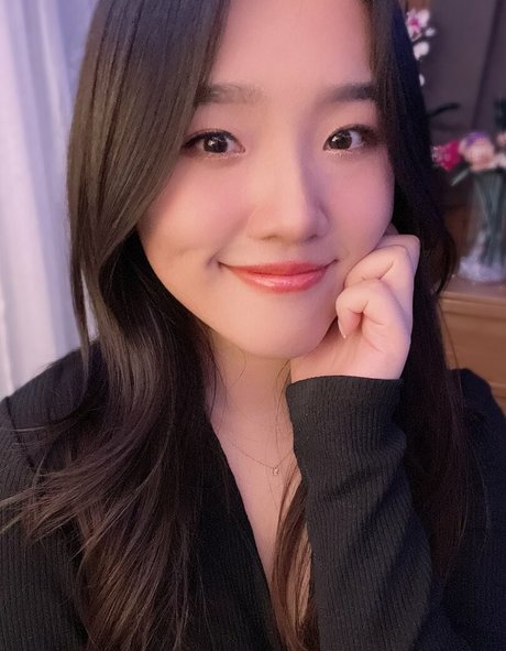 Juwiatv pornographic actress photo