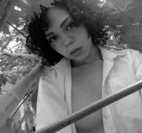 Maiyagami model adult pics