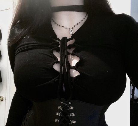 Crucifixlex adult model pic